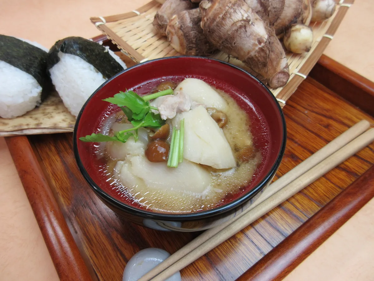 いものこ汁(いものこじる)