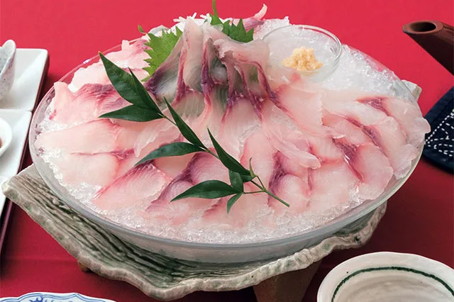 鯉のあらい（こいのあらい）