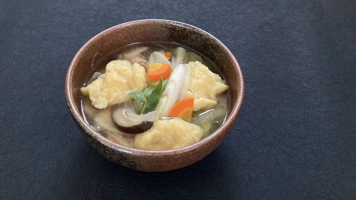 ばっとう汁・だんご汁（すいとん）（ばっとうじる・だんごじる（すいとん））