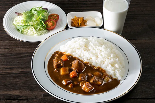 よこすか海軍カレー（よこすかかいぐんかれー）