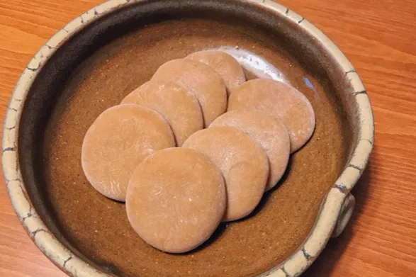 栃餅（とちもち）
