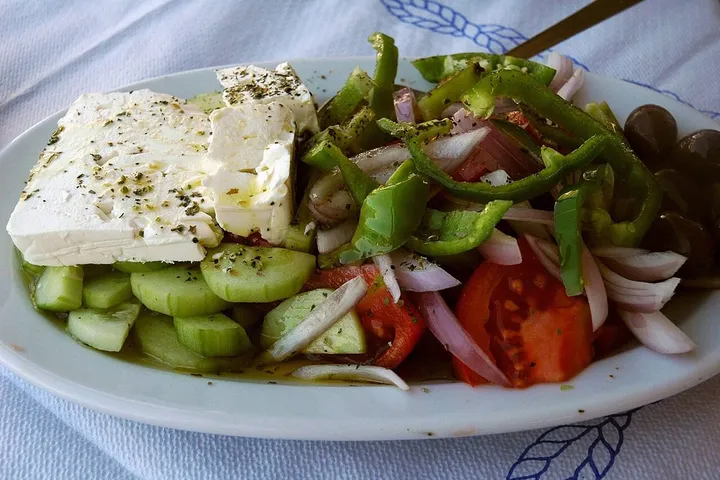 Horiatiki salad